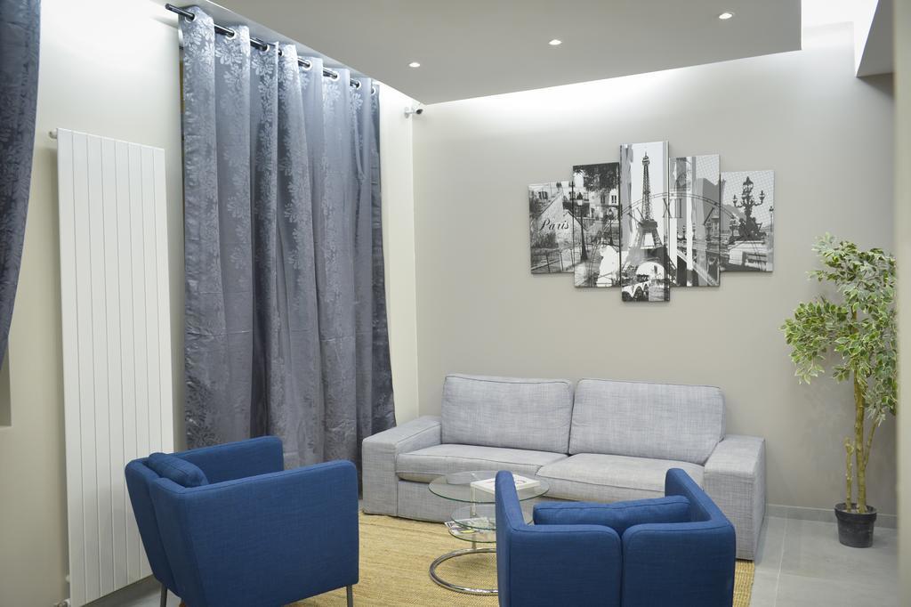 Hotel Du Quai De Seine Париж Екстериор снимка