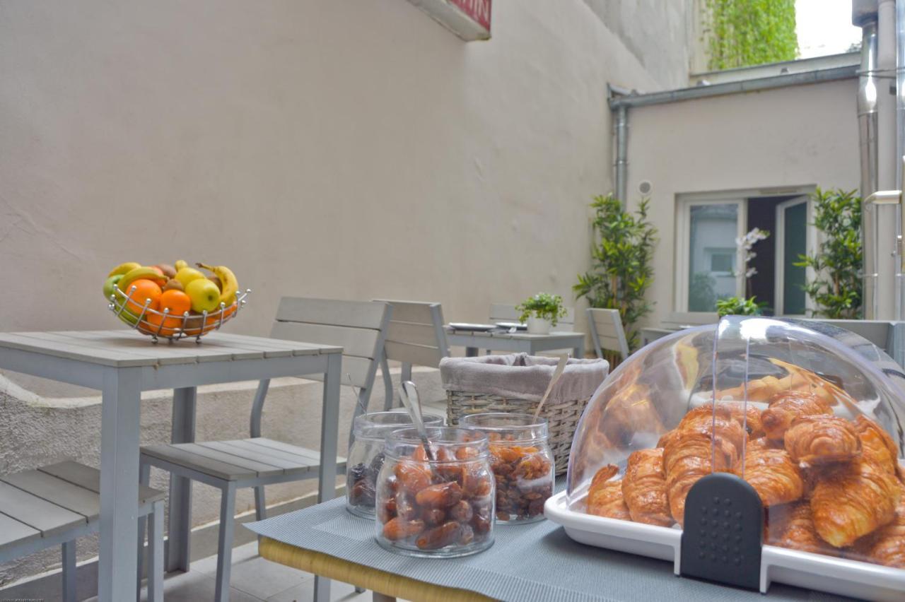 Hotel Du Quai De Seine Париж Екстериор снимка